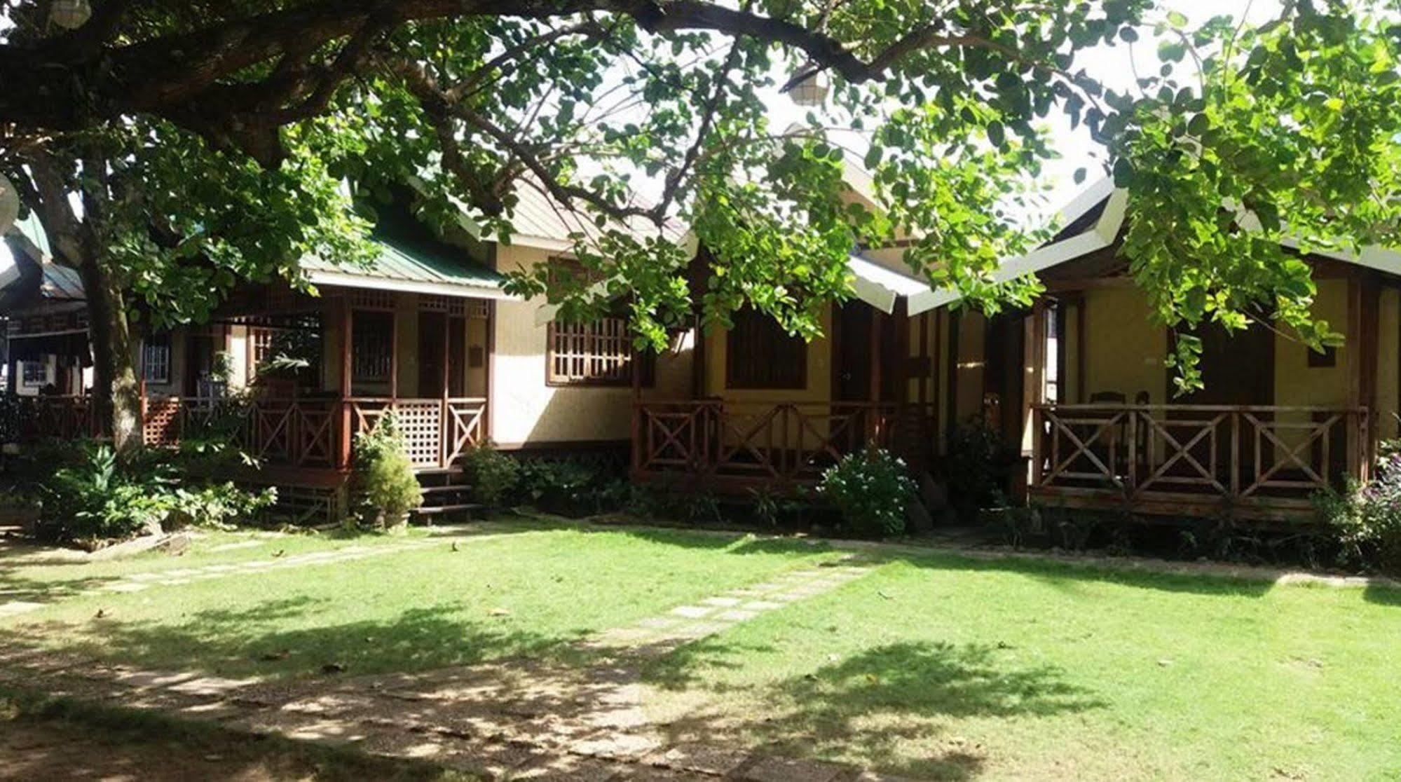 Pems Pension And Restaurant Taytay  Εξωτερικό φωτογραφία